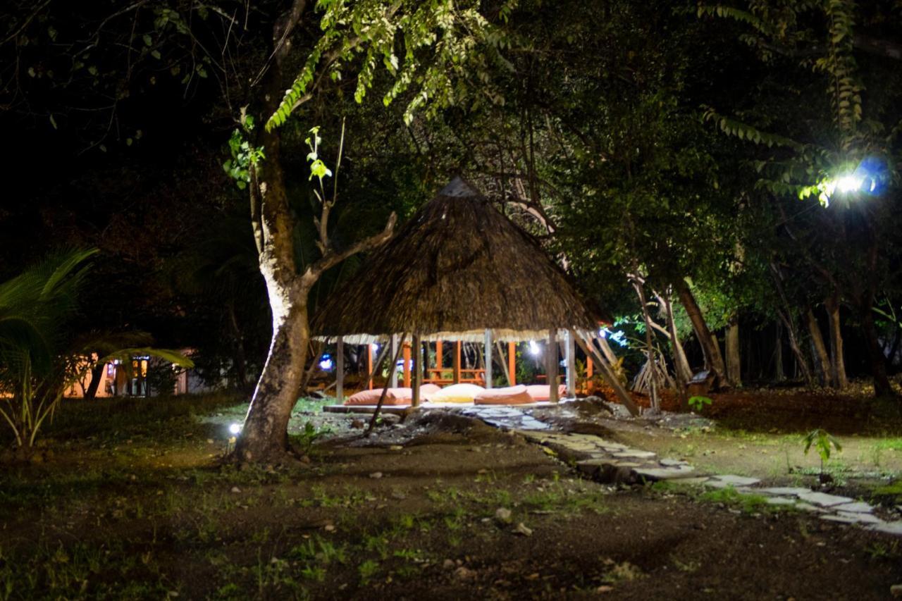 Auberge de jeunesse La Choza Playa Venao Extérieur photo